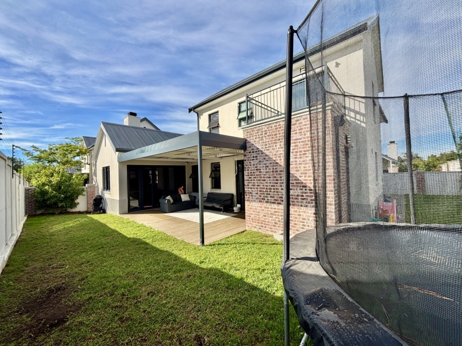 To Let 3 Bedroom Property for Rent in Vierlanden Western Cape